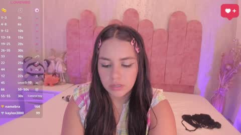hasret_sesim online show from February 9, 2025, 4:14 am