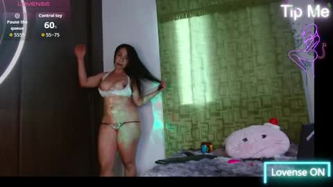 Snapshot of hatenea_queen chatting on September 19, 2025, 9:26 pm hatenea_queen online show from September 19, 2025, 9:26 pm