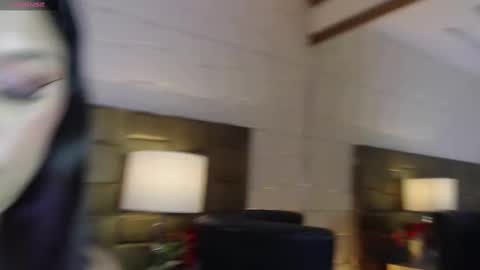 hatsajones online show from October 2, 2025, 3:46 am