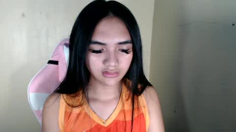 Snapshot of hawadiha chatting on June 18, 2026, 11:42 pm LIX online show from June 18, 2026, 11:42 pm