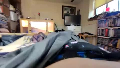 hawkfan1888 online show from October 3, 2025, 2:25 pm