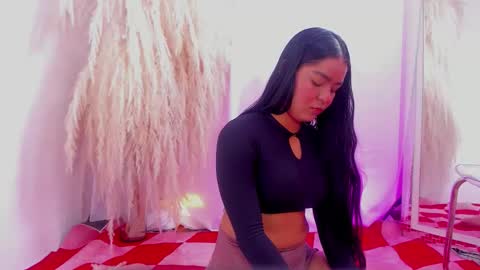 Hayami  online show from October 28, 2025, 12:41 pm