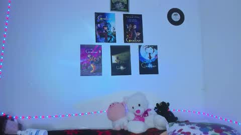 hayden_howland online show from October 5, 2025, 10:24 am