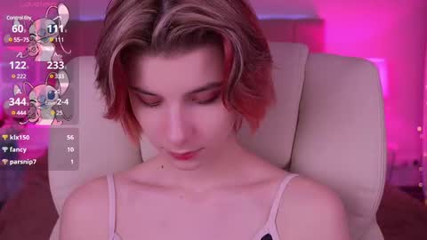 haylaamber online show from February 17, 2025, 1:10 pm