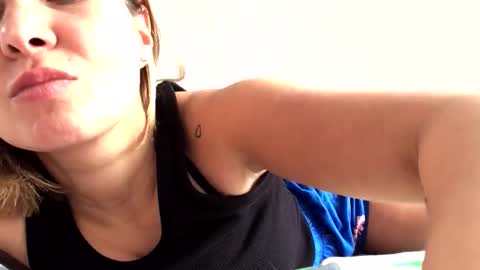 Hayle online show from October 17, 2025, 12:08 pm