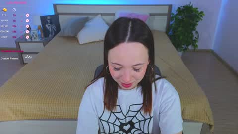 Hayle online show from January 15, 2025, 5:08 am