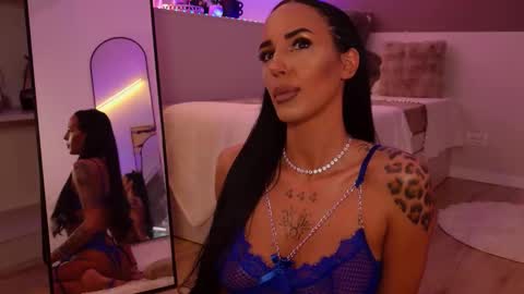 Snapshot of hayleybabe4 chatting on January 31, 2026, 9:57 pm Hayley online show from January 31, 2026, 9:57 pm