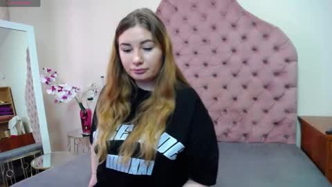 Snapshot of hazel_agata chatting on May 25, 2026, 6:19 am Agata online show from May 25, 2026, 6:19 am