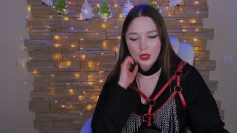 Hazel online show from December 18, 2024, 7:19 pm