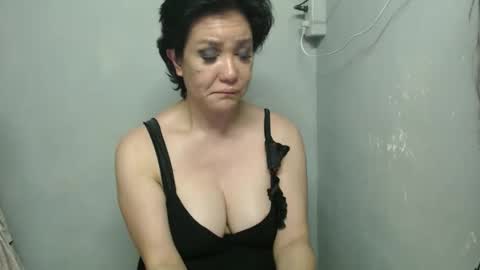 hazelannenatividad3 online show from April 8, 2026, 4:07 pm