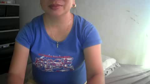 Snapshot of hazeldhane chatting on December 15, 2024, 5:34 am hazeldhane online show from December 15, 2024, 5:34 am