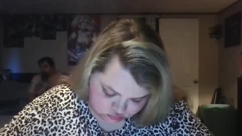 Hazeleyez97 online show from September 17, 2025, 6:42 pm