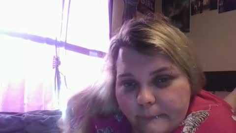 Hazeleyez97 online show from October 22, 2025, 9:14 pm