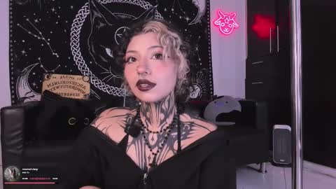 Hazell Witch online show from February 5, 2026, 4:44 pm