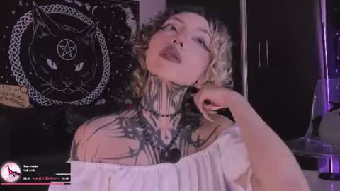 Snapshot of hazellwitch chatting on June 15, 2026, 9:06 pm Hazell Witch online show from June 15, 2026, 9:06 pm
