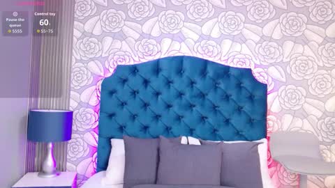 HazelMoret online show from February 10, 2026, 2:59 am