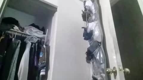 Snapshot of hbdj2164 chatting on December 20, 2024, 9:11 am hbdj2164 online show from December 20, 2024, 9:11 am