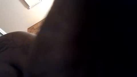 Snapshot of hbdj2164 chatting on December 3, 2025, 9:40 am hbdj2164 online show from December 3, 2025, 9:40 am