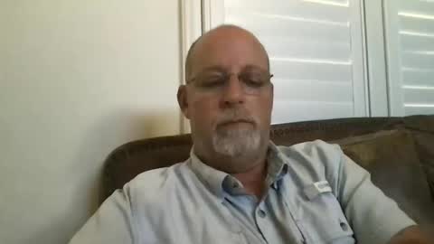 Hdeuce22 online show from October 13, 2025, 5:46 pm