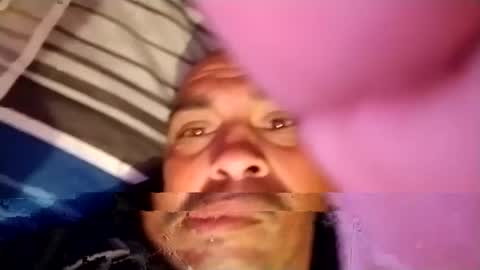 Snapshot of headshop_ chatting on January 11, 2025, 9:15 pm Cloudznpointzsex online show from January 11, 2025, 9:15 pm