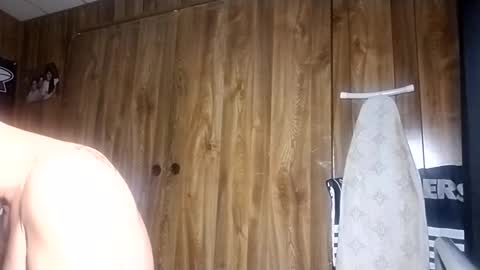 Snapshot of headshop_ chatting on February 5, 2025, 11:34 am Cloudznpointzsex online show from February 5, 2025, 11:34 am