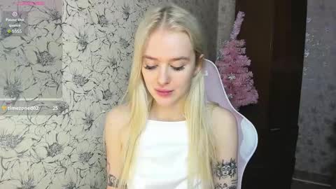 Snapshot of healing__girl chatting on January 5, 2025, 8:43 am Valeria online show from January 5, 2025, 8:43 am