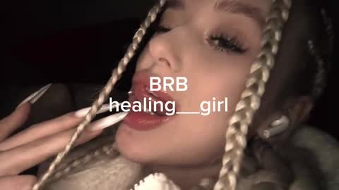 Snapshot of healing__girl chatting on January 22, 2025, 11:23 am Valeria online show from January 22, 2025, 11:23 am