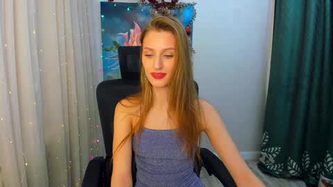 Snapshot of heartedlove_1 chatting on December 12, 2024, 4:15 am heartedlove_1 online show from December 12, 2024, 4:15 am