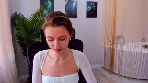 Snapshot of heartedlove_1 chatting on February 16, 2025, 9:48 am heartedlove_1 online show from February 16, 2025, 9:48 am
