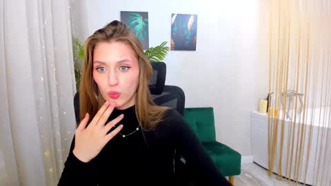 Snapshot of heartedlove_1 chatting on March 11, 2025, 2:51 pm heartedlove_1 online show from March 11, 2025, 2:51 pm