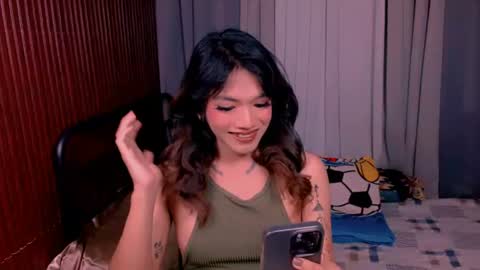 Snapshot of heather_winter chatting on July 3, 2026, 3:02 am HEATHER online show from July 3, 2026, 3:02 am