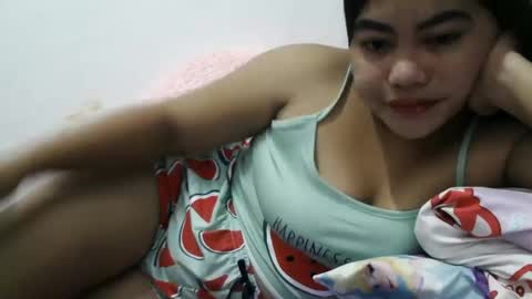 heavenlyeyes69 online show from February 2, 2025, 7:14 pm