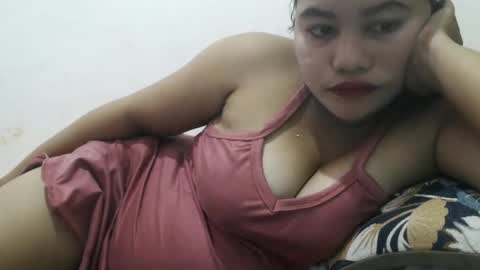 heavenlyeyes69 online show from March 2, 2026, 6:14 am