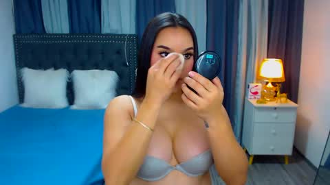 Snapshot of heavenlytransx chatting on December 11, 2024, 1:26 am ITS FREE TO ASK online show from December 11, 2024, 1:26 am