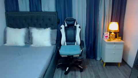 Snapshot of heavenlytransx chatting on December 28, 2024, 4:30 pm ITS FREE TO ASK online show from December 28, 2024, 4:30 pm