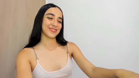 Alejandra online show from February 25, 2025, 9:46 pm