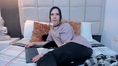 Keira Hecate online show from January 6, 2025, 7:24 pm