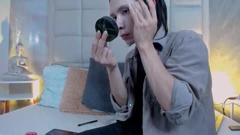 Keira Hecate online show from November 22, 2025, 8:30 pm