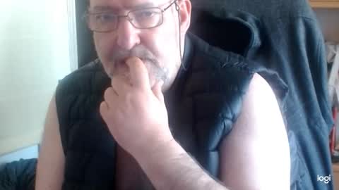 Hechizo online show from April 19, 2026, 3:11 pm