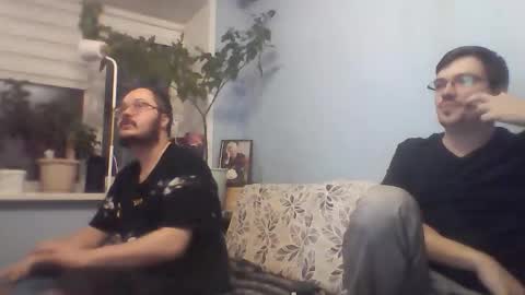 hedineko online show from February 21, 2026, 1:45 pm