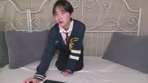 HEEJIN online show from October 5, 2025, 8:18 pm