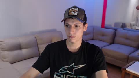 hefesto_69 online show from December 26, 2024, 8:53 pm