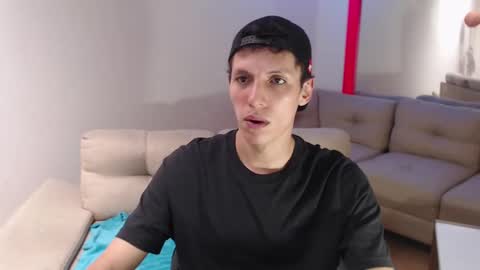 hefesto_69 online show from February 27, 2025, 8:09 pm