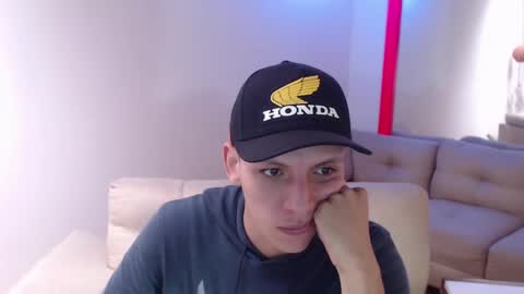 hefesto_69 online show from March 10, 2025, 8:23 pm