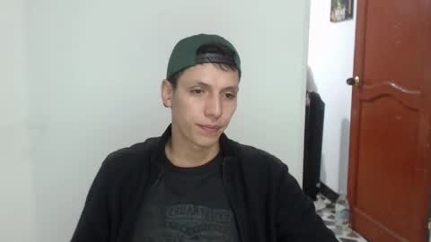 hefesto_69 online show from October 15, 2025, 3:06 am