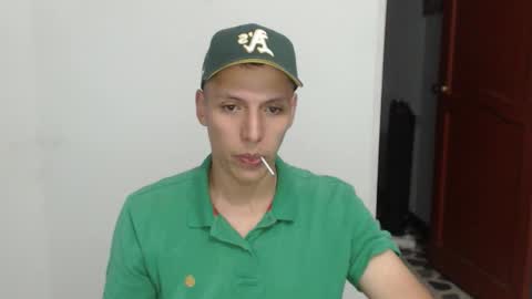 hefesto_69 online show from October 25, 2025, 12:29 am