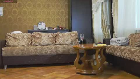 Snapshot of hefner_girl chatting on June 23, 2026, 1:20 pm Helen online show from June 23, 2026, 1:20 pm