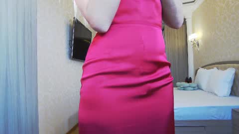 Snapshot of hefner_girl chatting on July 22, 2026, 5:10 am Helen online show from July 22, 2026, 5:10 am