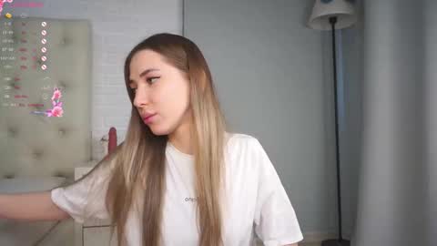 Snapshot of heidas_passion chatting on February 22, 2026, 7:08 am Heida online show from February 22, 2026, 7:08 am