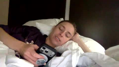 Snapshot of heidi_is_here_72 chatting on July 29, 2026, 3:21 pm heidi_is_here_72 online show from July 29, 2026, 3:21 pm